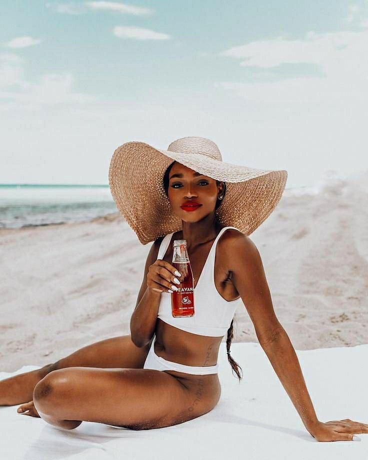 A bikini and straw hat {Pinterest / micheleparker }