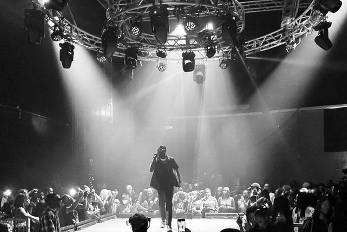 Lojay headlines his first show. (Instagram/LojayMusic)