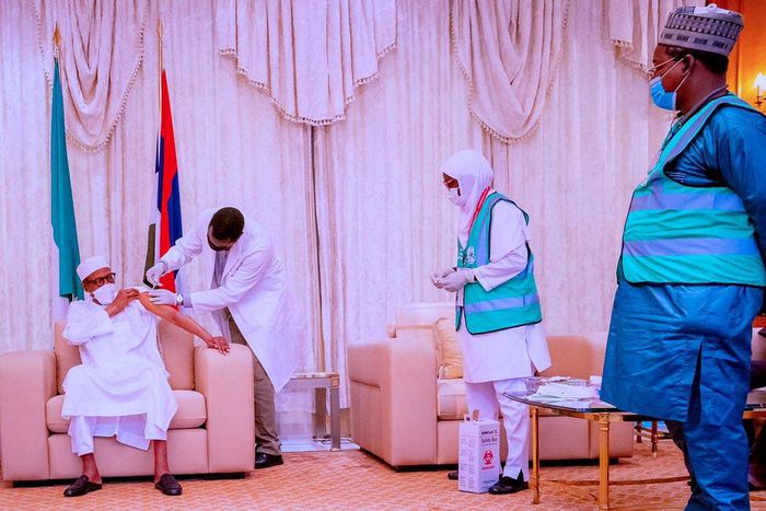 President Muhammadu Buhari receives second dose of COVID-19 vaccine (Twitter/Ahmad Bashir)