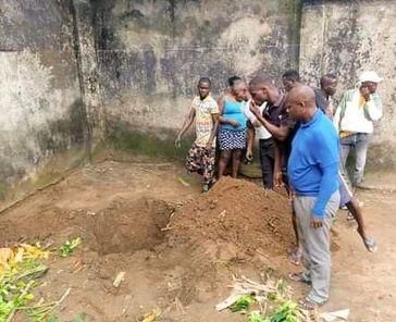 Pastor arrested for killing and burying wife in shallow grave behind his house
