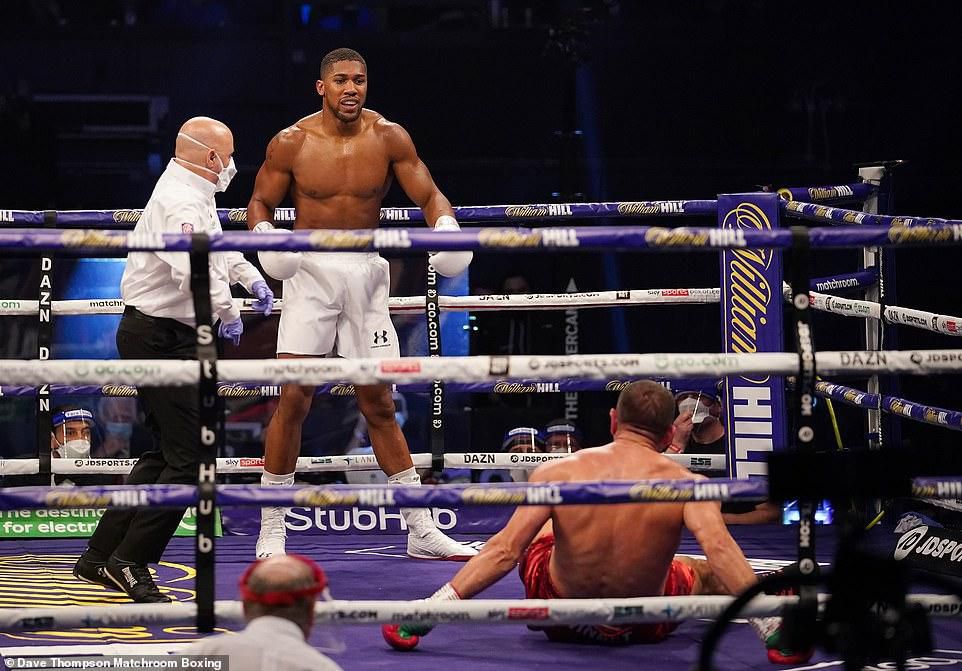 Anthony Joshua and Kubrat Pulev (Dave Thompson Matchroom Boxing)