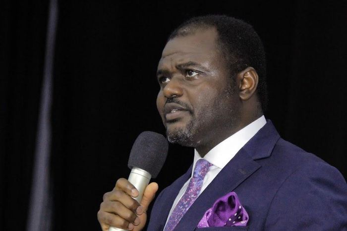 You don’t have sense – Pastor to men who use GHS30k on wedding