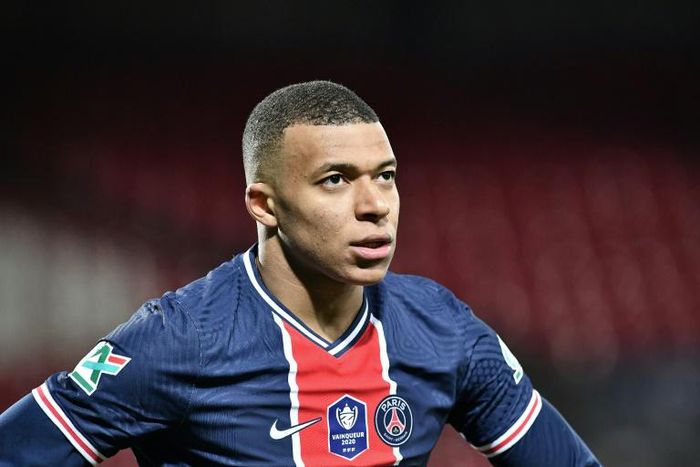 Kylian Mbappe and Paris Saint-Germain are into the Champions League quarter-finals but they are having to do the chasing in Ligue 1