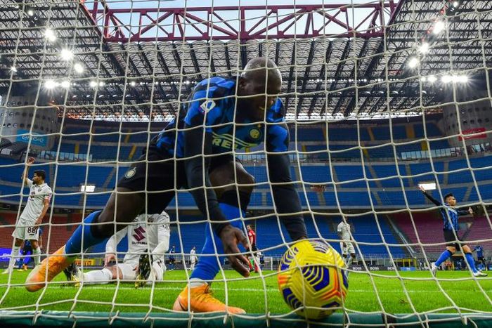 Inter Milan's Belgian forward Romelu Lukaku scored his ninth league goal this season against Cagliari.