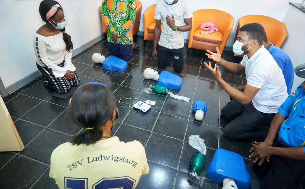 Emergency Response Africa in collaboration with Naveen Healthcare, Axocheck provides free health screening, CPR training In Lagos