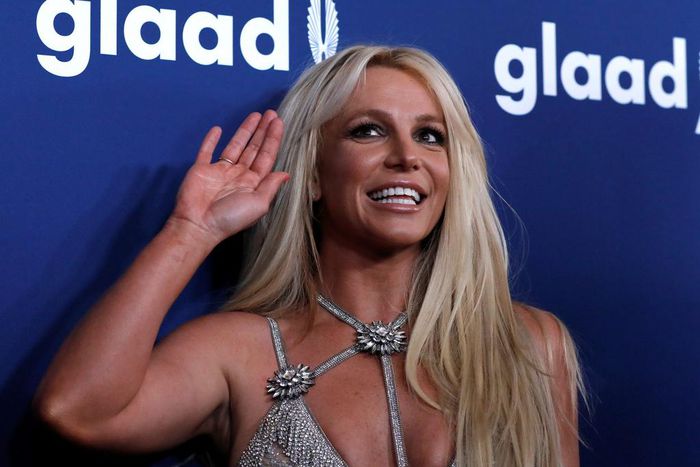 Britney Spears poses at the 29th Annual GLAAD Media Awards in Beverly Hills, California, April 12, 2018.