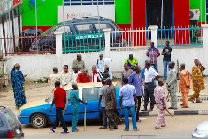 A group of hoodlums (PMNews)