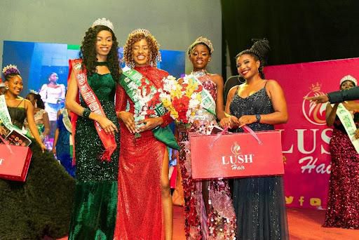 Lush Hair awards Nigeria Choice Best Hair Brand of the Year Award
