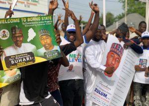 Some people welcoming President Buhari in Maiduguri