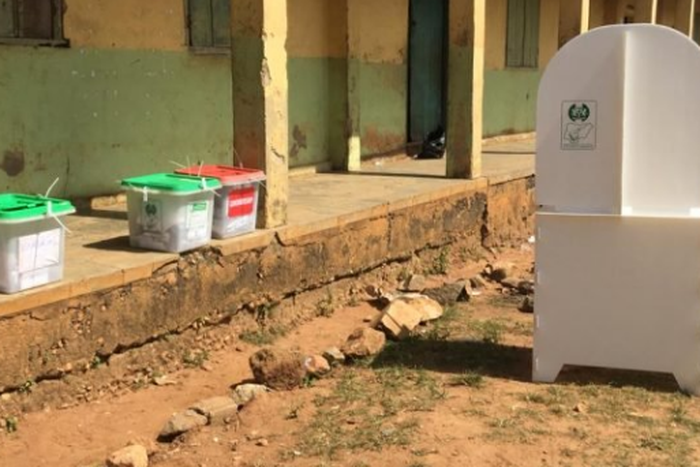 INEC officials abandon election materials after thugs storm their polling unit in Kogi (TheCable)