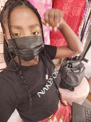 Fashion wears at Nakenohs for display taken with the Reno5