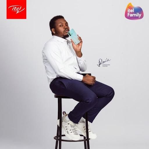 Olamide with itel S17