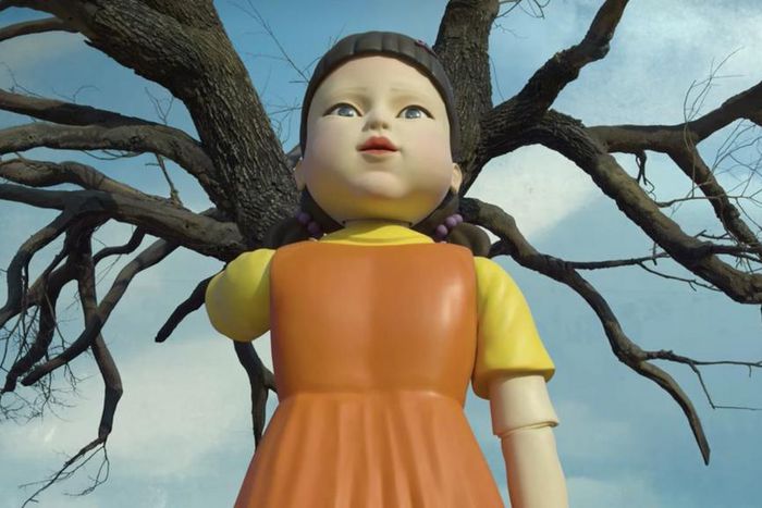 Giant Doll Squid Game