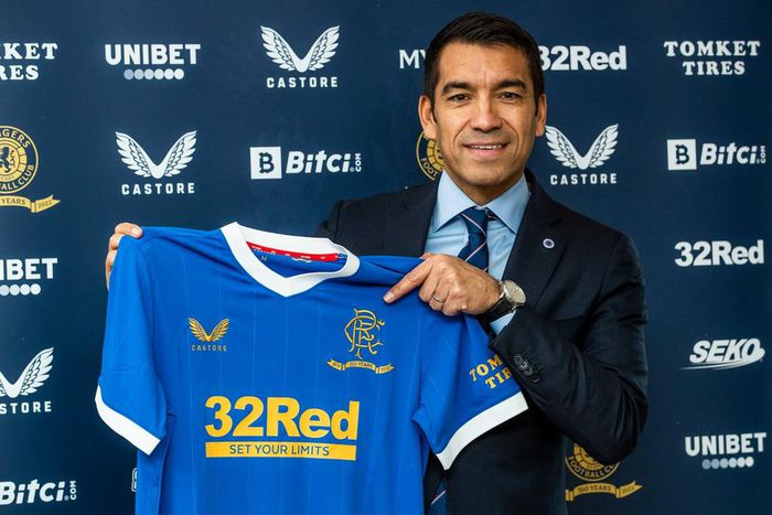 Van Bronckhorst, New Rangers manager.