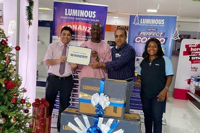 L-R: Finance Director, Simba Group, Sohan Sharma; Winner, 2021 India Golf Tournament, Yomi Sanni; Head of Retail, TheSimbaDen, Gulshan Karmani; and Sales Head, TheSimbaDen, Eucharia Onwuelingo during the presentation of Luminous Inverter to the winner ...