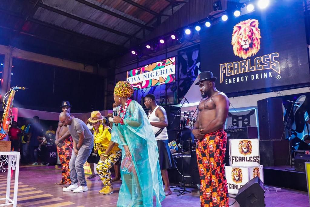 From Right: Brand Manager, Rite foods Ltd, Miss Boluwatife Adedugbe, at the presentation of Fearless posthumous Award, by Fearless Energy drink, from the stable of Rite foods to the late Afrobeat King, Fela Anikulapo-Kuti popularly called Abami Eda; w...
