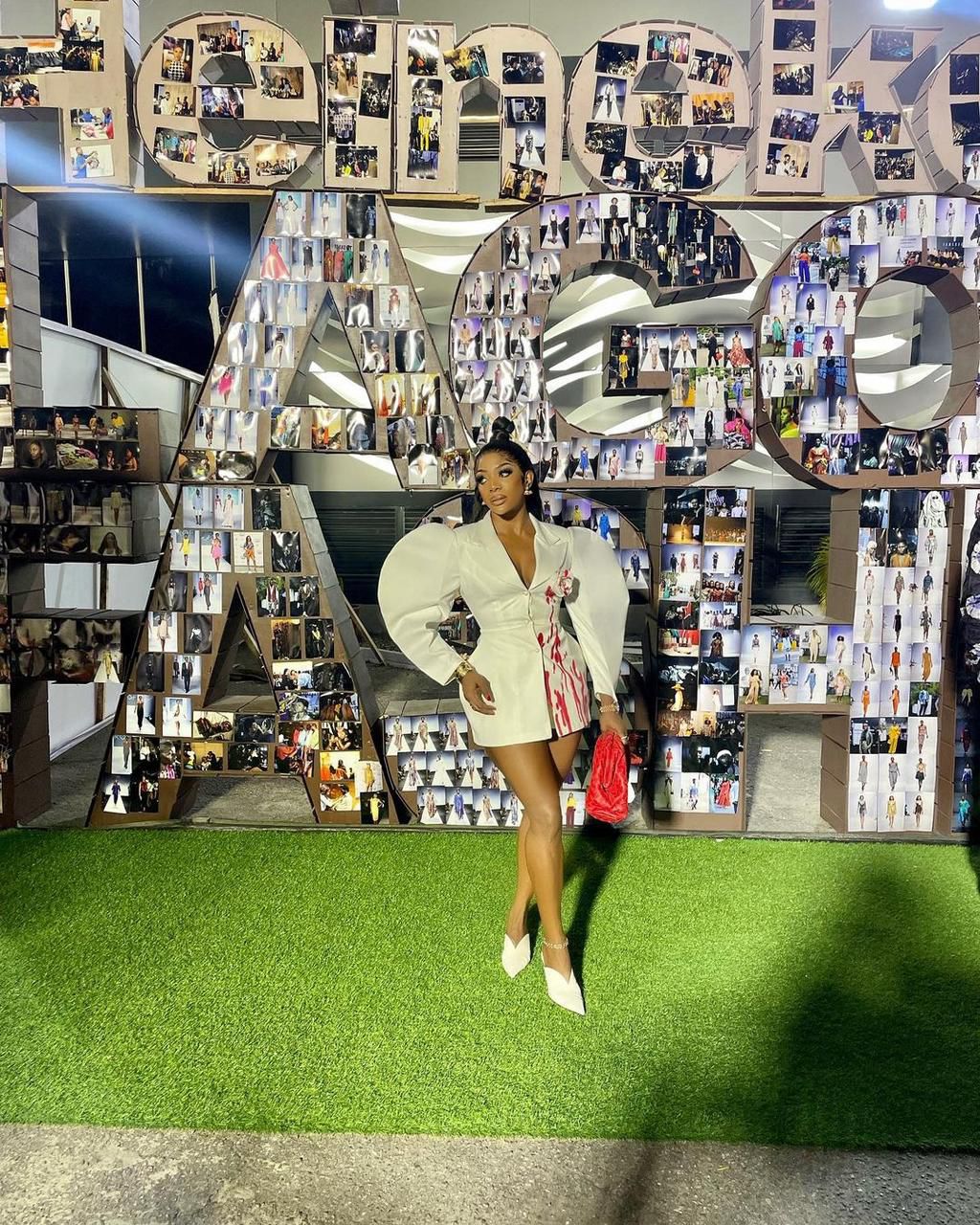 Chioma goodhair for Lagos Fashion Week [instagram/chiomagoodhair]