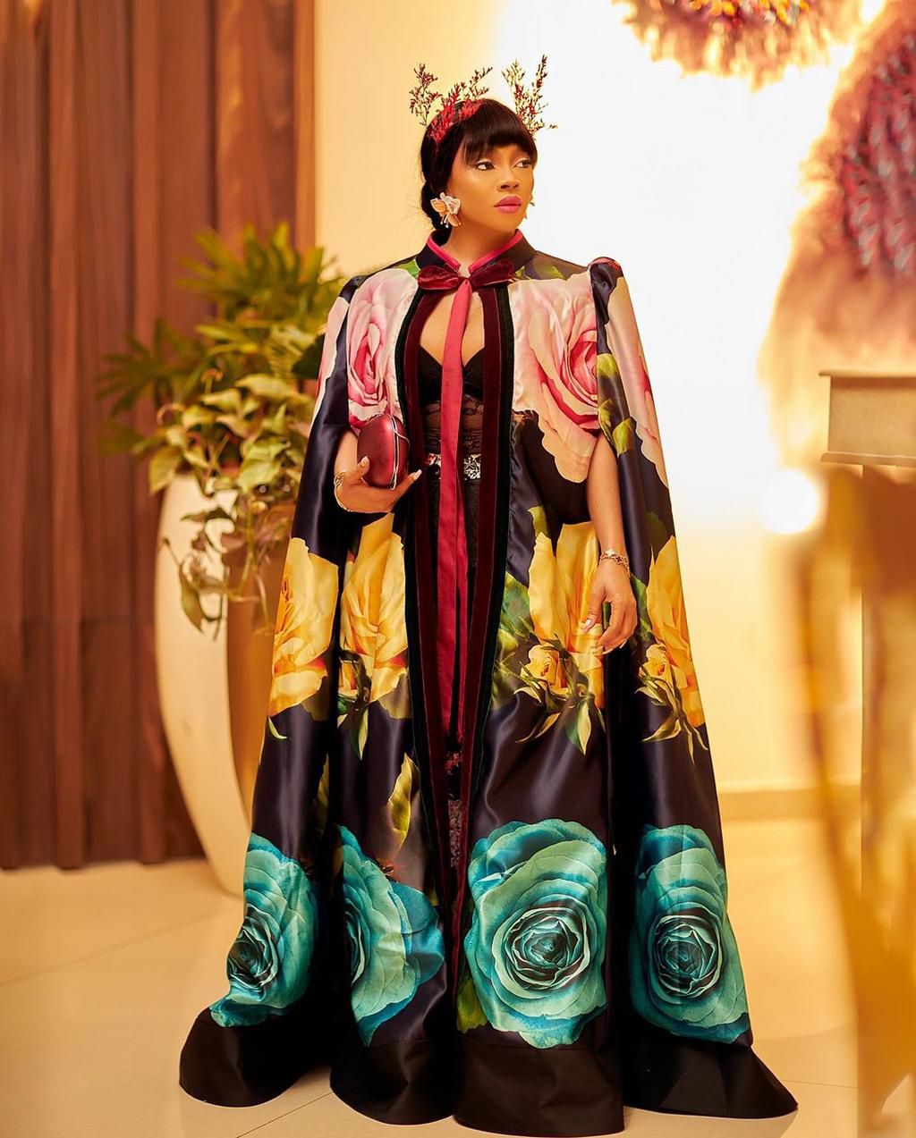 She sticks to the theme [Instagram/TokeMakinwa]