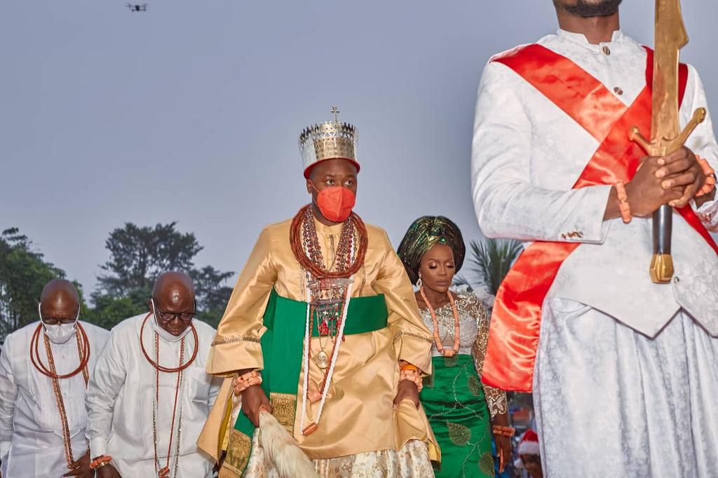 Olu of Warri, Ogiame Atuwatse III hosts inspirational maiden edition of Christmas Carol Service in Warri
