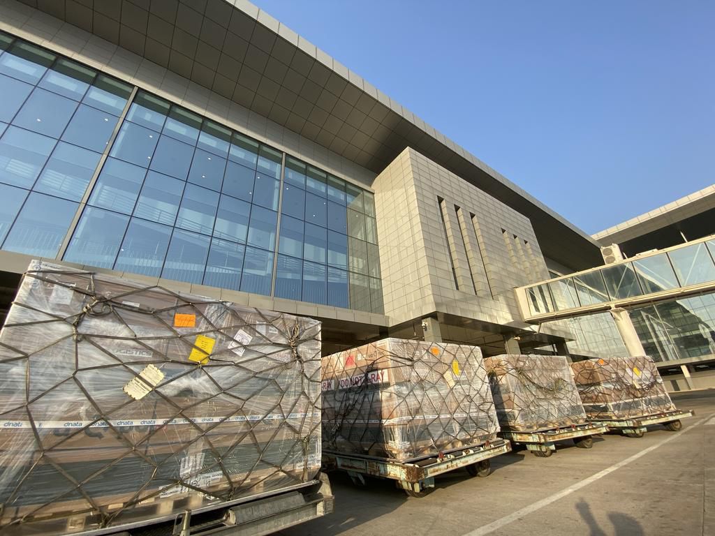 COVID-19 vaccines from the Mastercard Foundation and Africa CDC’s Saving Lives and Livelihoods initiative lands in Nigeria