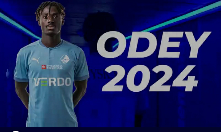Stephen Odey completes permanent move to Randers.