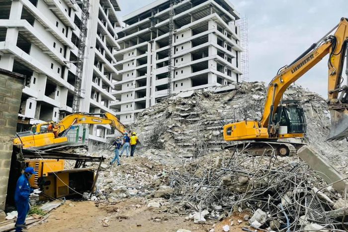 Collapsed building in Ikoyi, Lagos [LASG]