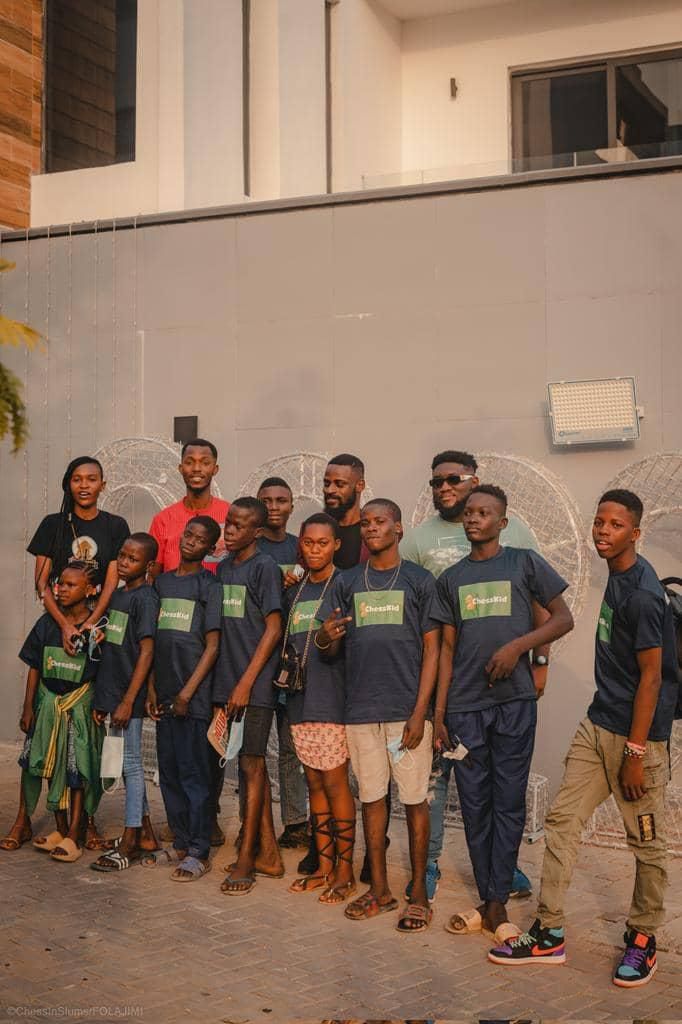 Some of the kids from Oshodi underbridge [Twitter/TundeOD]