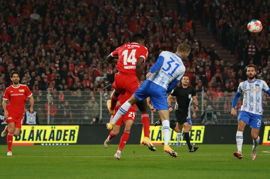 Taiwo Awoniyi heads home the opener for Union Berlin