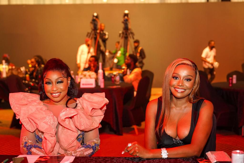 Shatu Garko makes history, becomes first Hijabi model to win Miss Nigeria