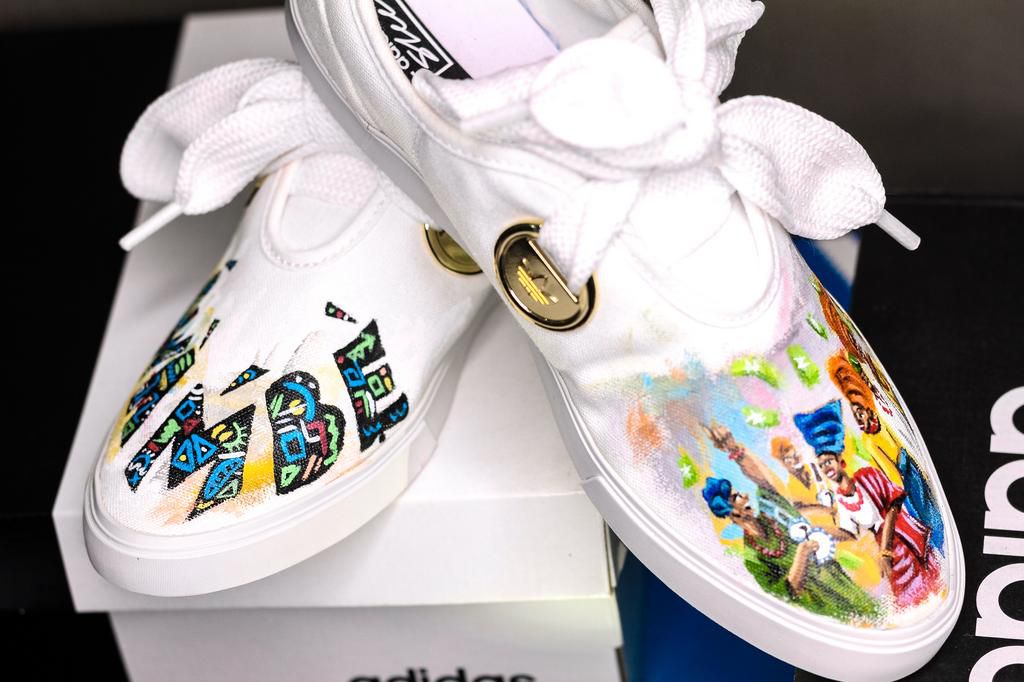 bCODE Partners with Graffiti artist Dricky to launch limited edition original adidas pieces at Art X Live! 2021.