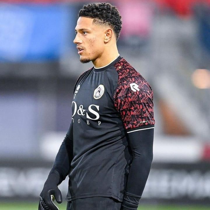 Maduka Okoye returns ahead of the afcon2021.