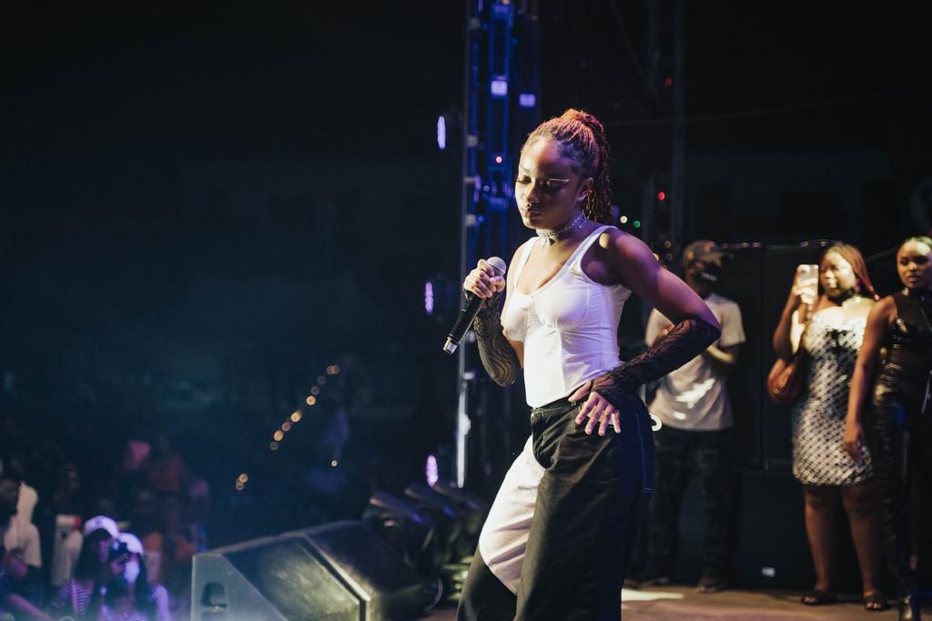 Live In Concert. (PANDA/BadManTej)