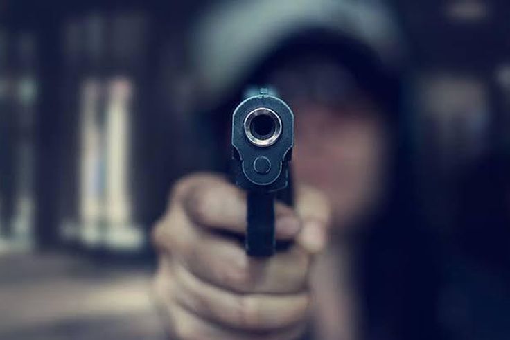 Fake or real, should guns be allowed on movie set?