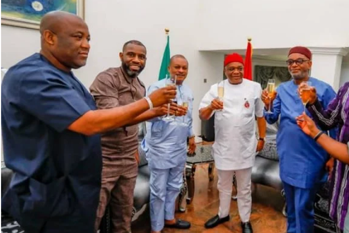 PDP leaders led by the National Secretary of the PDP, Senator Samuel Anyanwu meet Orji Uzor Kalu. (Punch)