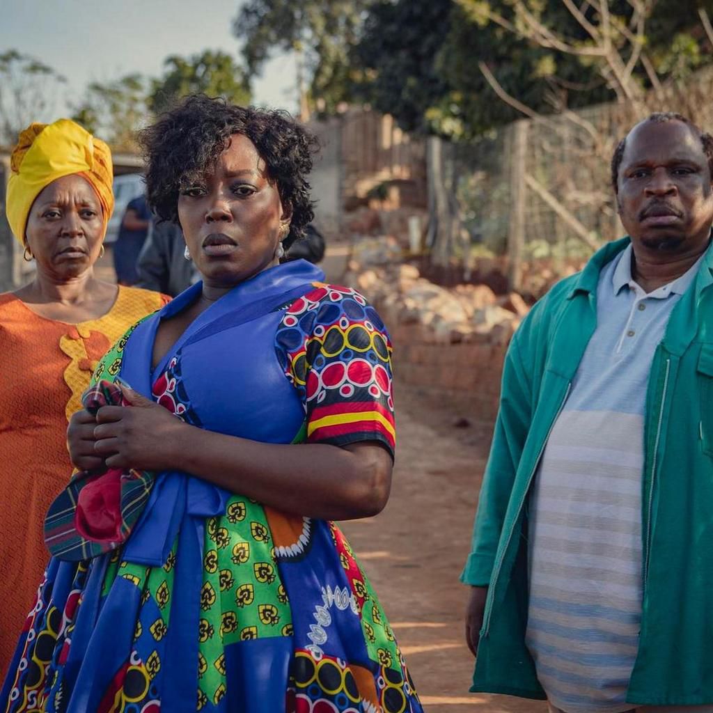 'How To Ruin Christmas' First-Look photos [Netflix]