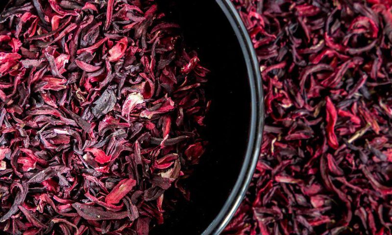 Dried hibiscus leaves are medicinal [chykelimited]