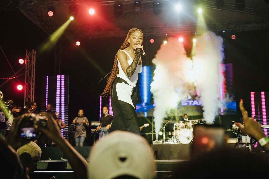 Live In Concert. (PANDA/BadManTej)