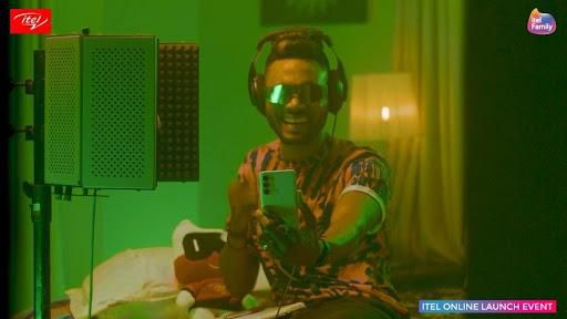 itel S17 debuts with innovative smile selfie feature, perfect for selfie lovers