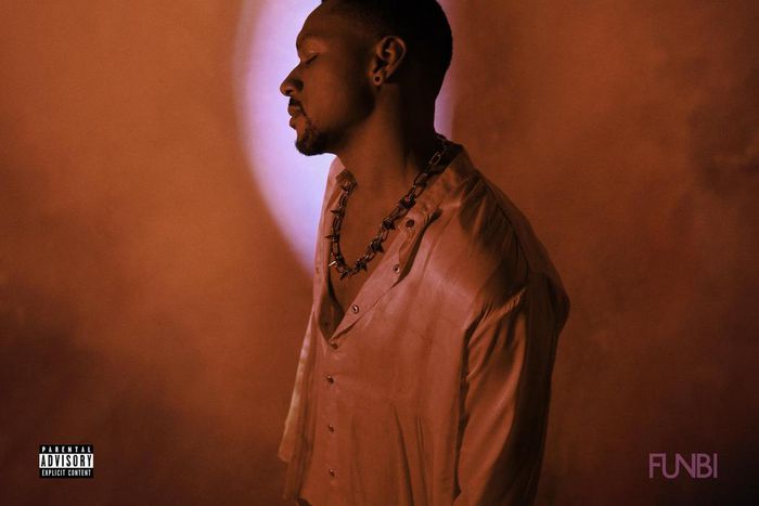 Nigerian R&B singer-songwriter Funbi shares video for infectious new single 'My Intentions'. CREDIT: Roderick Ejuetami (@deeds_art)