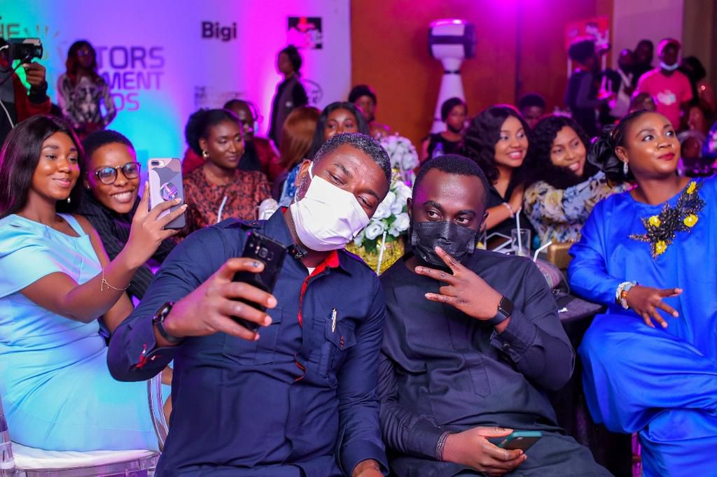 Why I Am Alive Initiative hosts innovators empowerment and awards, 4 Nigerian startups funded, Hanu Fejiro Agbodje receives award