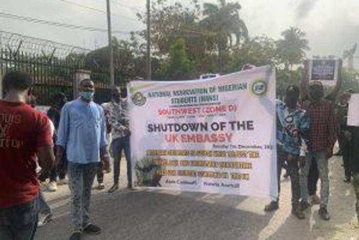 NANS protesters at the British Deputy High Commission in Lagos on Tuesday. [NAN]