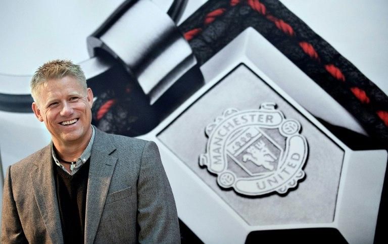 Former Manchester United goalkeeper Peter Schmeichel has given his backing to Jose Mourinho