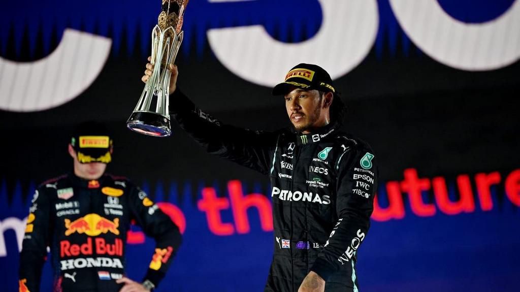 Hamilton celebrates Saudi GP win