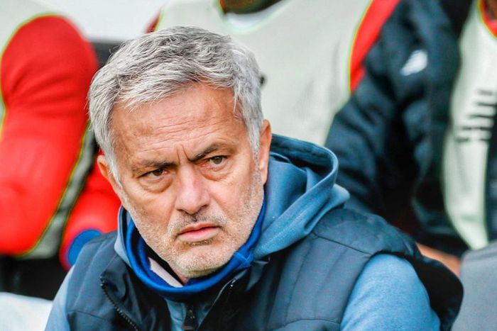 A disappointed Jose Mourinho