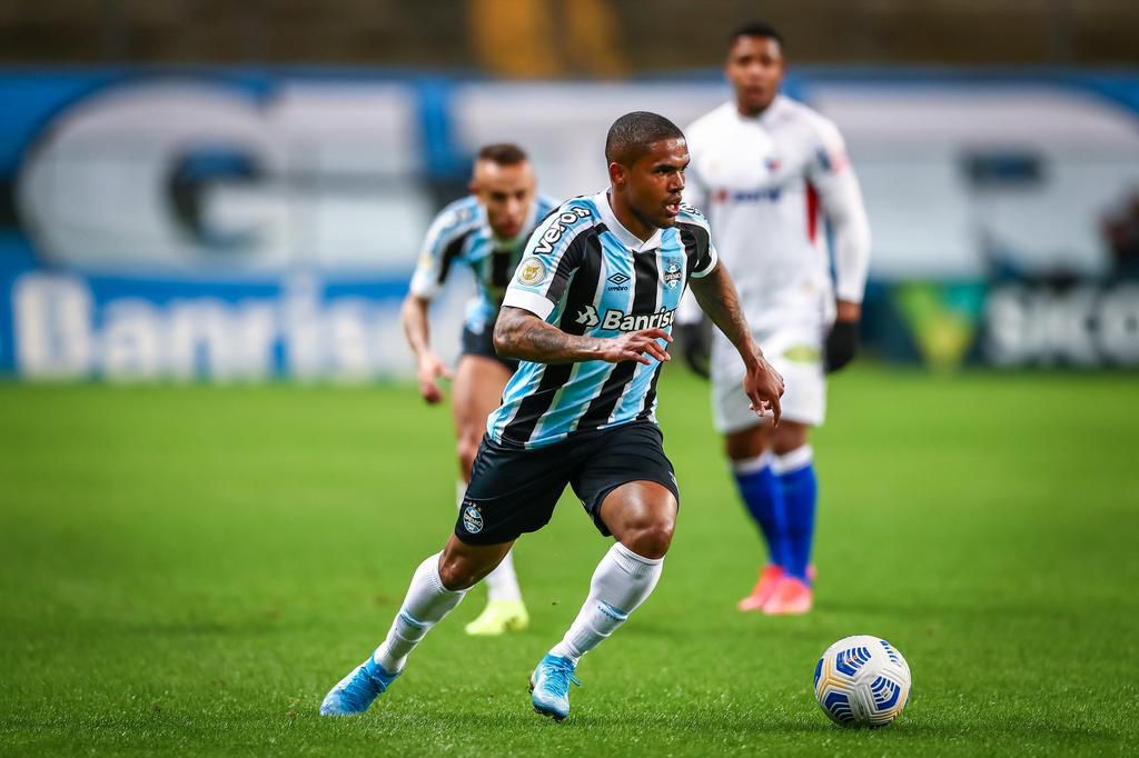 Douglas Costa is currently on loan from Italian giants Juventus FC