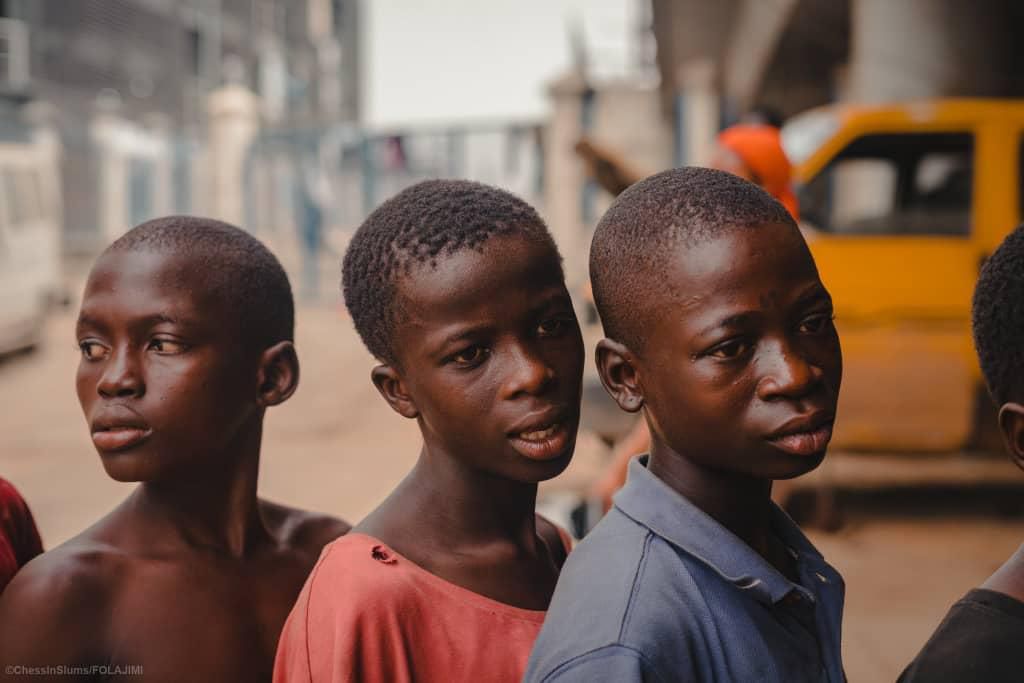 Some of the homeless kids who were interested in playing chess [Twitter/TundeOnakoya]