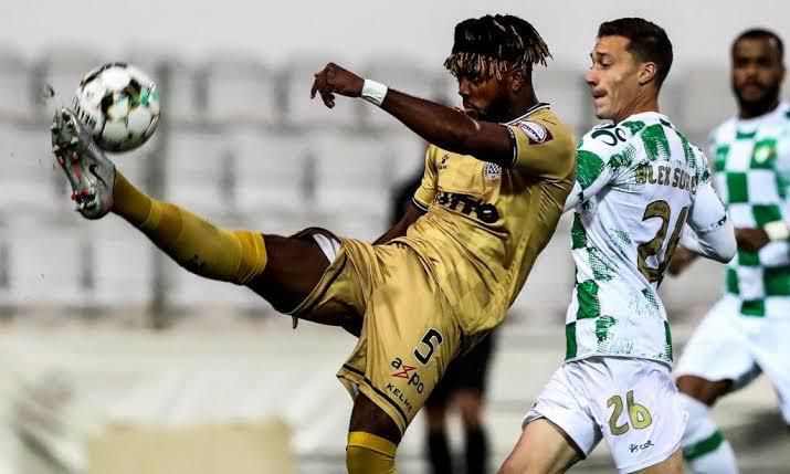 Should Chidozie Awaziem be the first choice center back for Super Eagles?