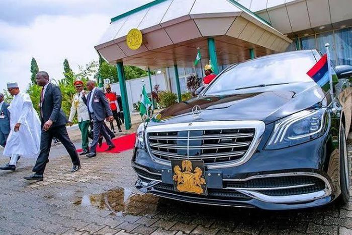 One of the presidency's Mercedes (Autocheck blog)