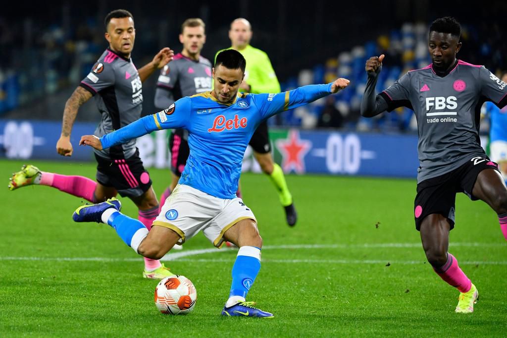 Ndidi tries to stop Ounas for Napoli's opening goal.