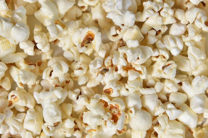 Popcorn is a healthy snack [Anna Tis/Pexels]